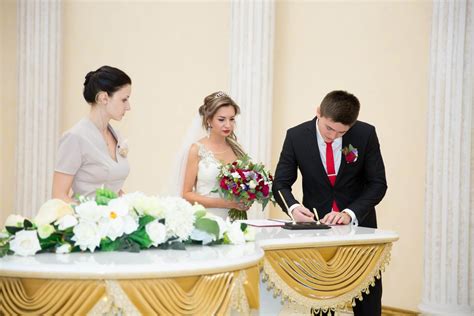 Сколько стоит выездная регистрация брака Киев?
